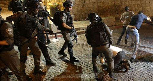 Veinte soldados israelíes le golpearon hasta la muerte